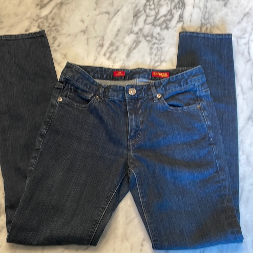 Dark wash express jeans